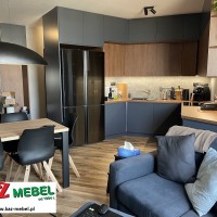 0_0_956_meble_kuchenne_lakierowane_pmat_fronty_RAL_7024_grafitowe_fronty_D3810_orzech_nicea_kronopol_kuchnia_w_kcie_rozwartym