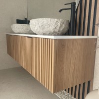KAZ-MEBEL_meble_azienkowe_fronty_drewniane_fronty_lamelki_umywalki_kamie_szuflady_w_azience_2